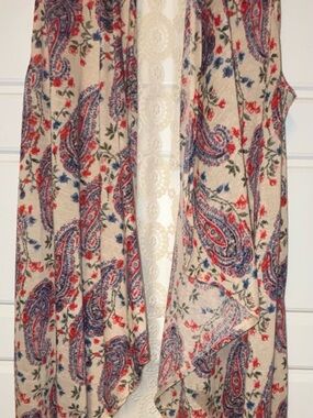 Cato Floral Lace Long Vest in Beige, Red & Blue
